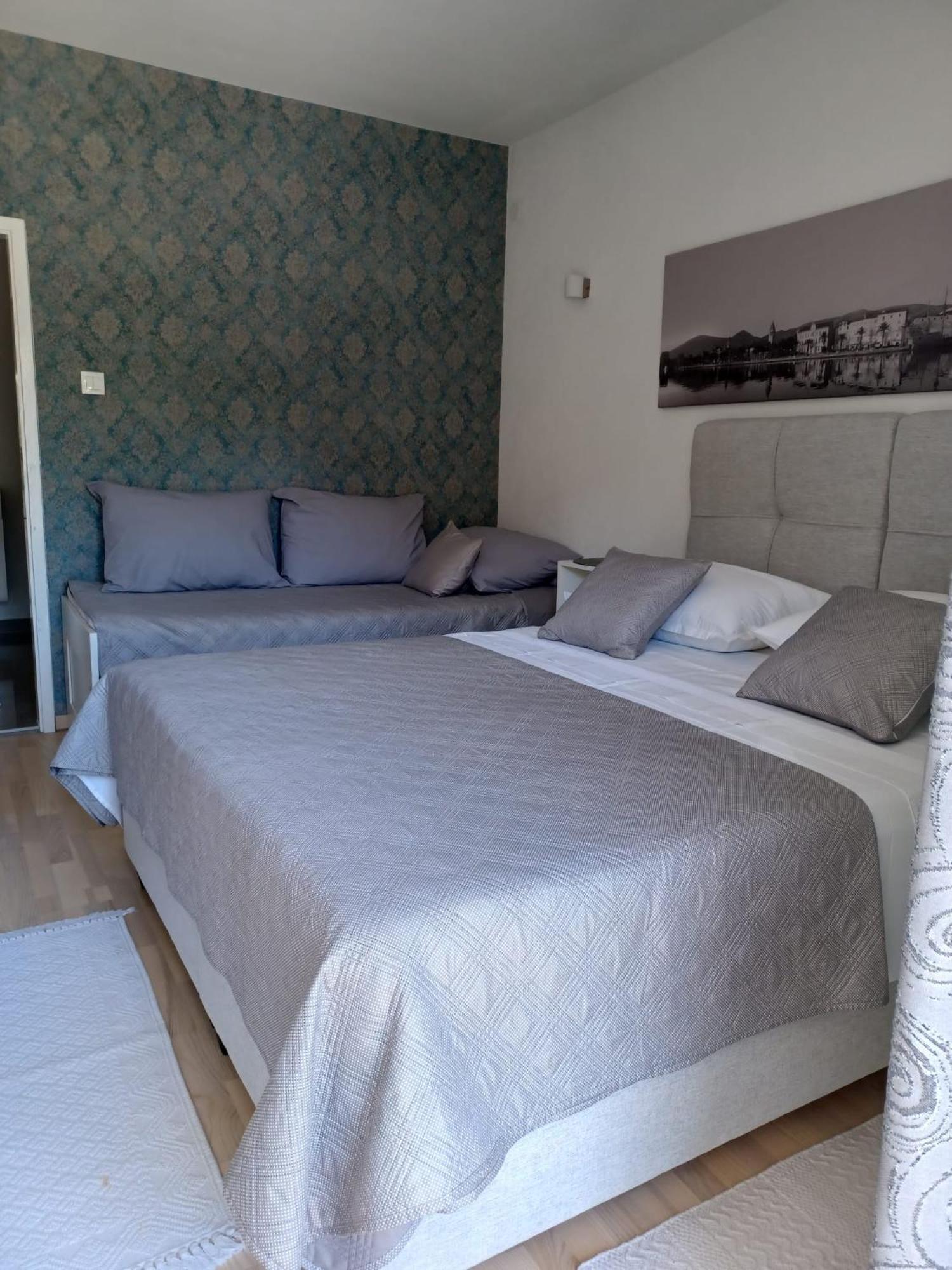 Studio Apartman Marija Trogir Buitenkant foto